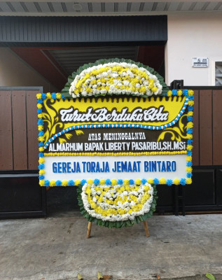 Papan Bunga Duka di Bandongan