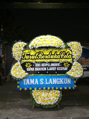 Papan Bunga Duka di Bandongan